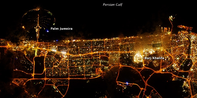 Palm Jumeirah, Burj Khalifa i Dubai noću