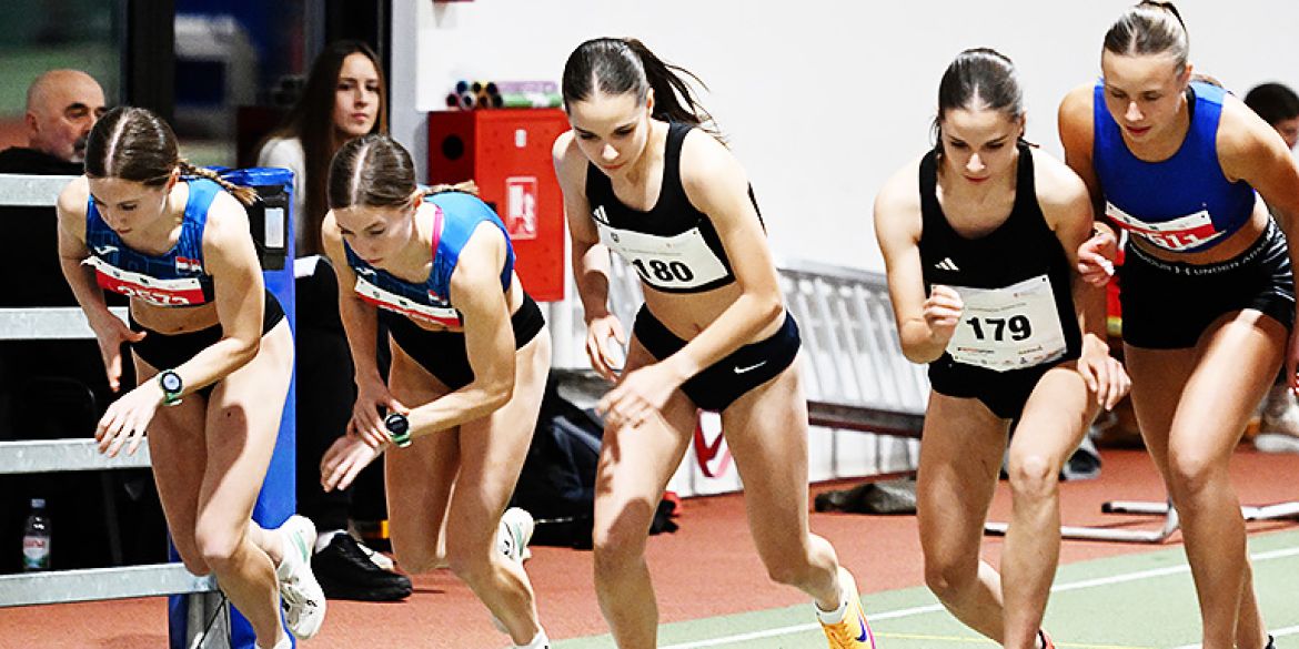 Sestre Delić na startu 3000m