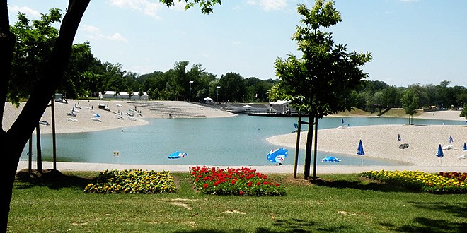 Park i jezero Bundek