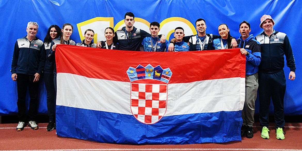 Veći dio ovogodišnje ekipe na okupu