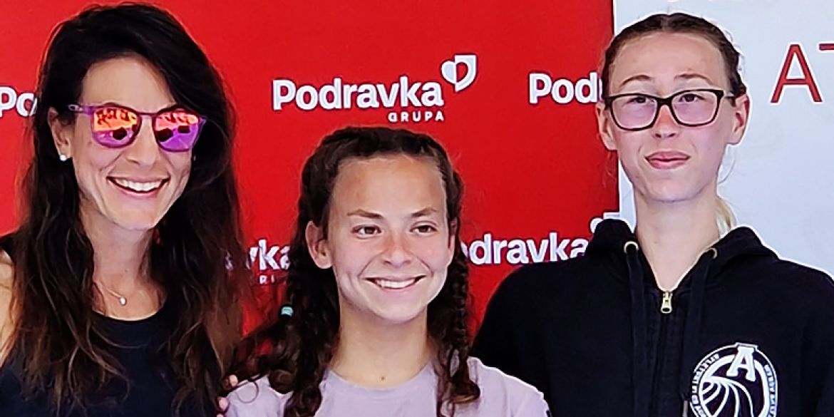 Petra, Hana i Viva