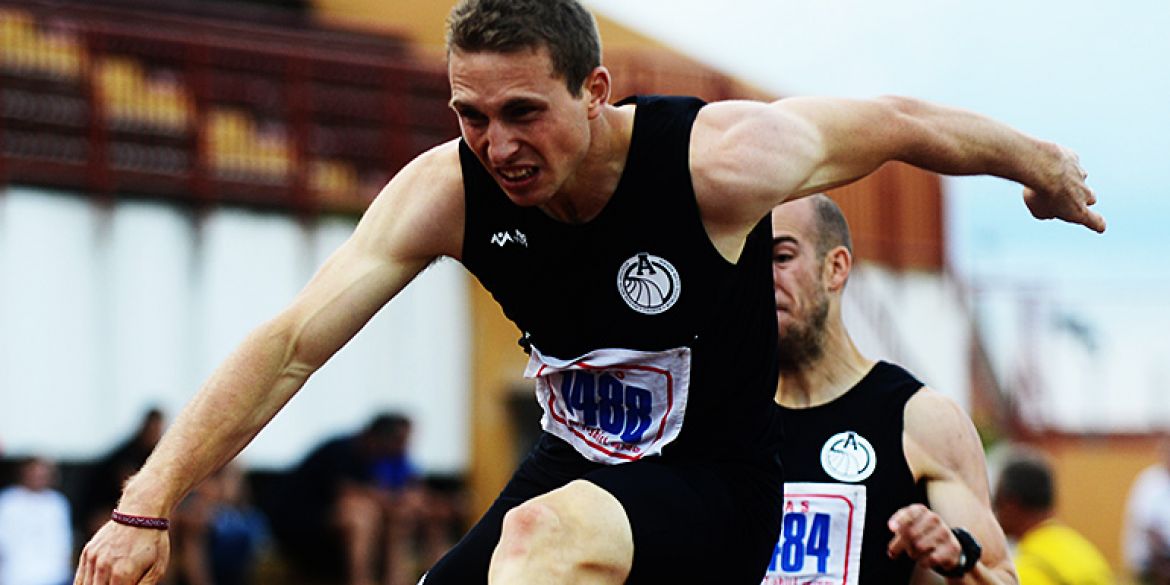 Yann Senjarić 